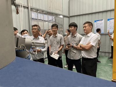 華建鋁業(yè)與涂?jī)|金屬粉末邦定技術(shù)交流會(huì)在山東涂?jī)|圓滿(mǎn)舉行