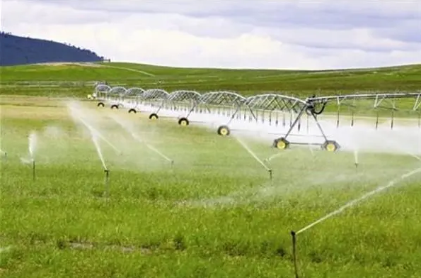 今年底我國將累計建成高效節(jié)水灌溉面積超過4億畝